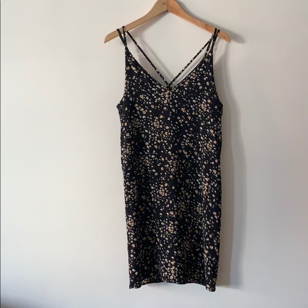 TOPSHOP Cross-Back Fall Dress - Picture 2 of 7